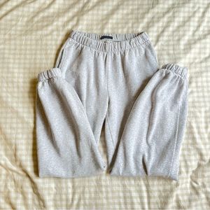 Brandy Melville Rosa Sweatpants